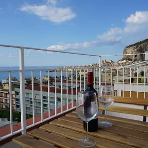 Tinky's House , Cefalù Italien